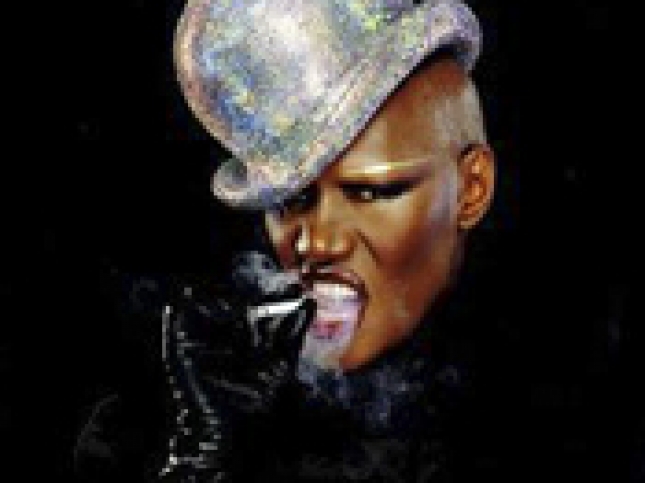 GRACE JONES 