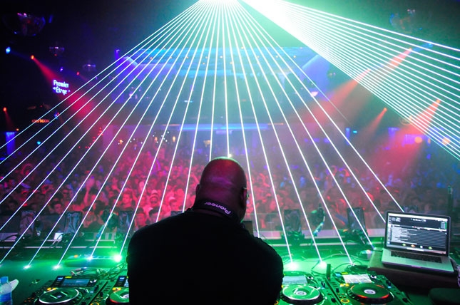 CARL COX ‘THE REVOLUTION - THE PARTY UNITES’ / LINE UP FASE 2